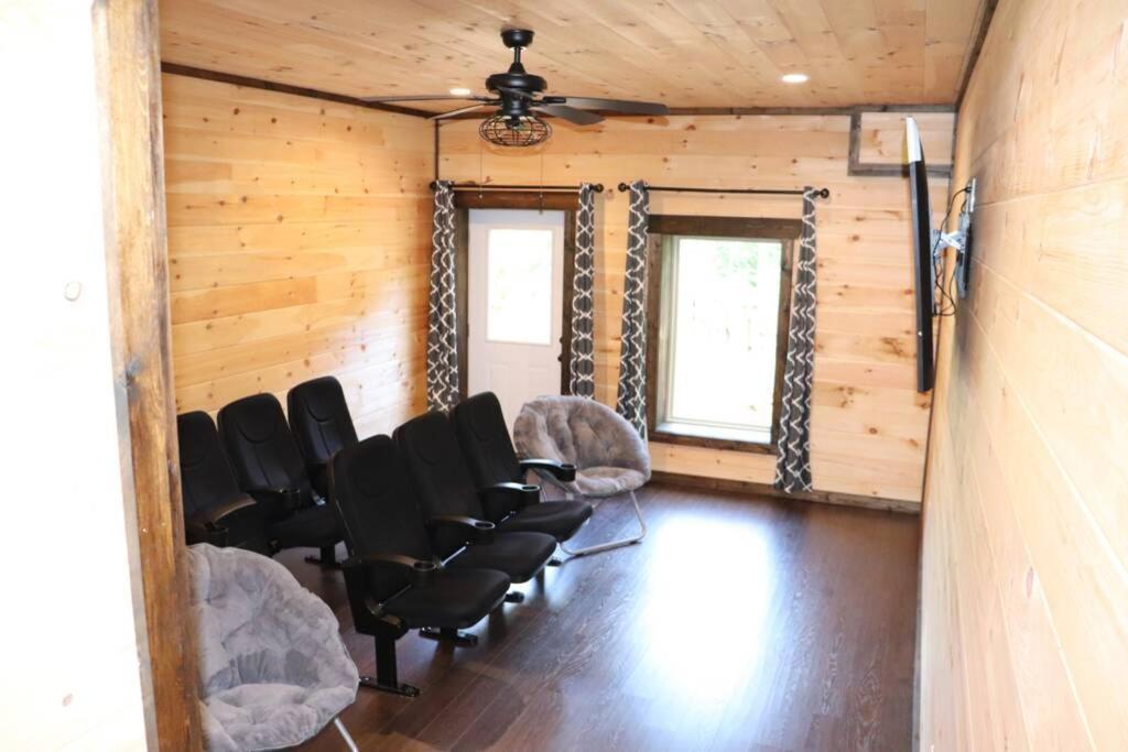 Holiday home Village- Amazing Mountain Views - Piney Butt Place