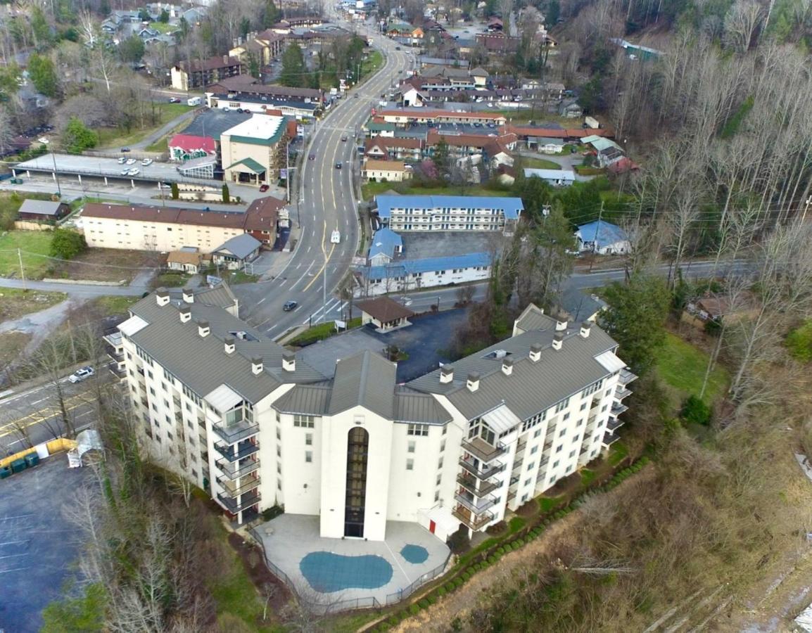 Chateau 301 *