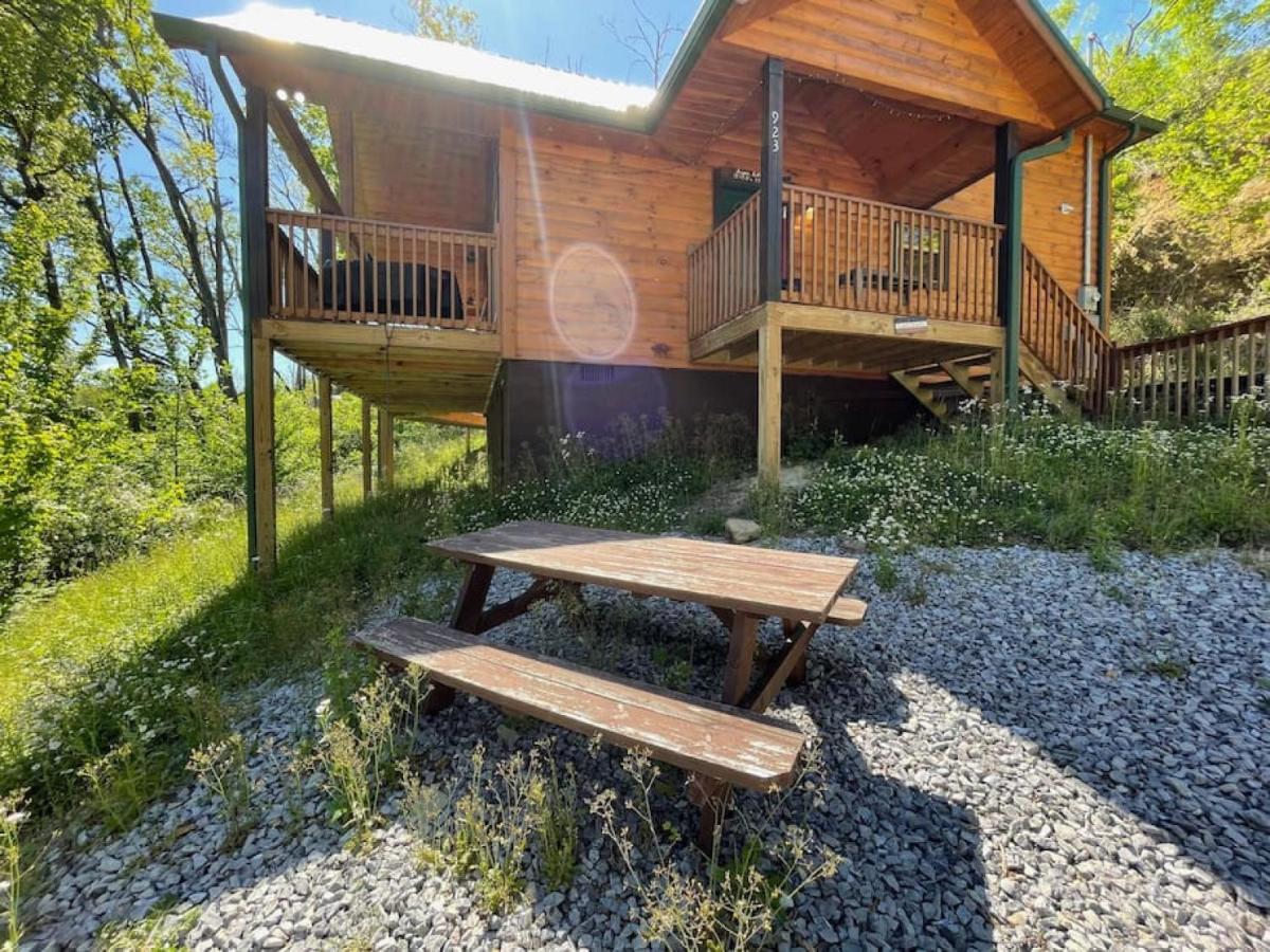 Take It Easy With Hot Tub And Community Pool Holiday home