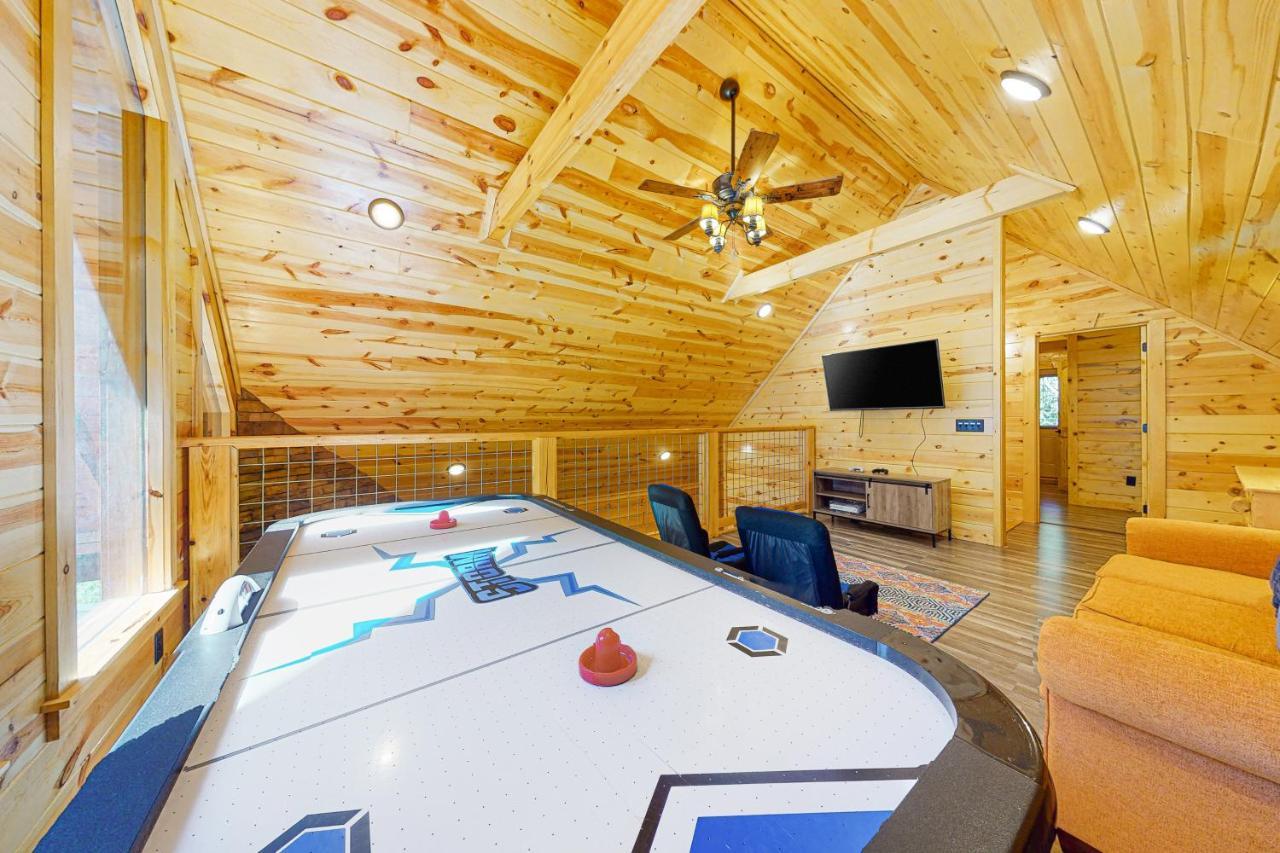 Knotty Escape Holiday home Gatlinburg