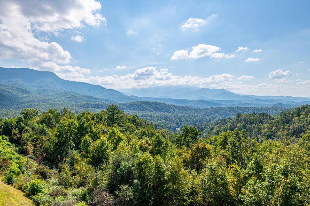 Heaven'S Lookout *