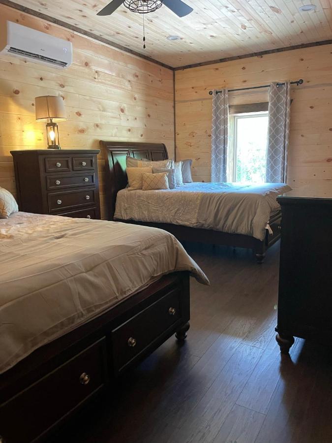 Village- Amazing Mountain Views - Piney Butt Place Holiday home *
