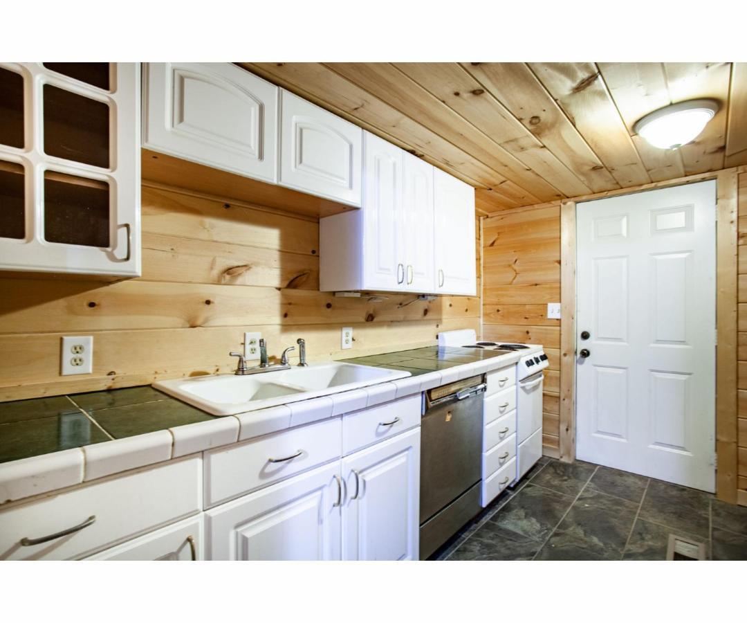 Hideaway - Hot Tub, Fireplace, Grill Holiday home Gatlinburg