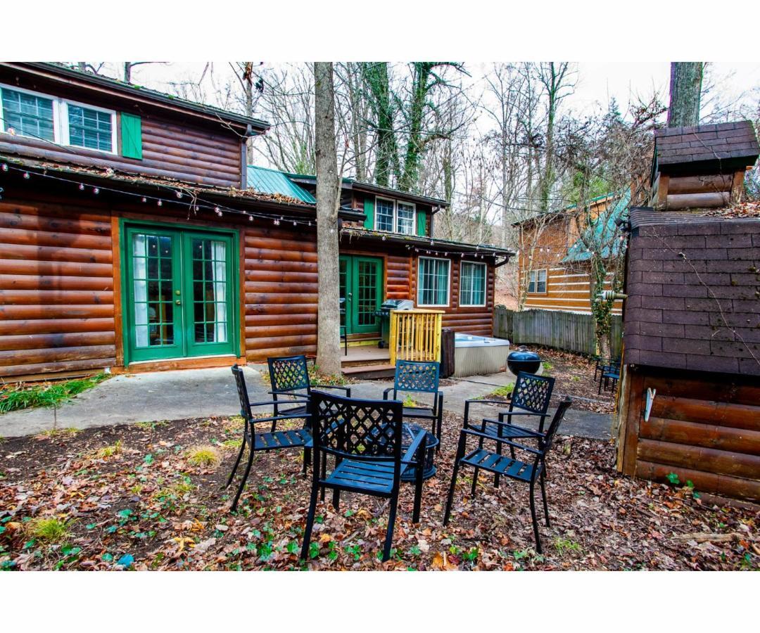 Hideaway - Hot Tub, Fireplace, Grill Holiday home *