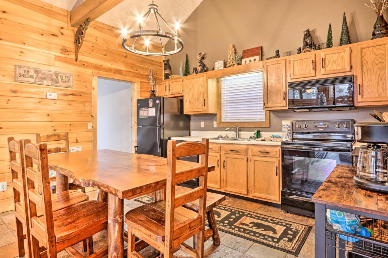 Honey Bear Hideaway With Hot Tub And Mtn Views! *