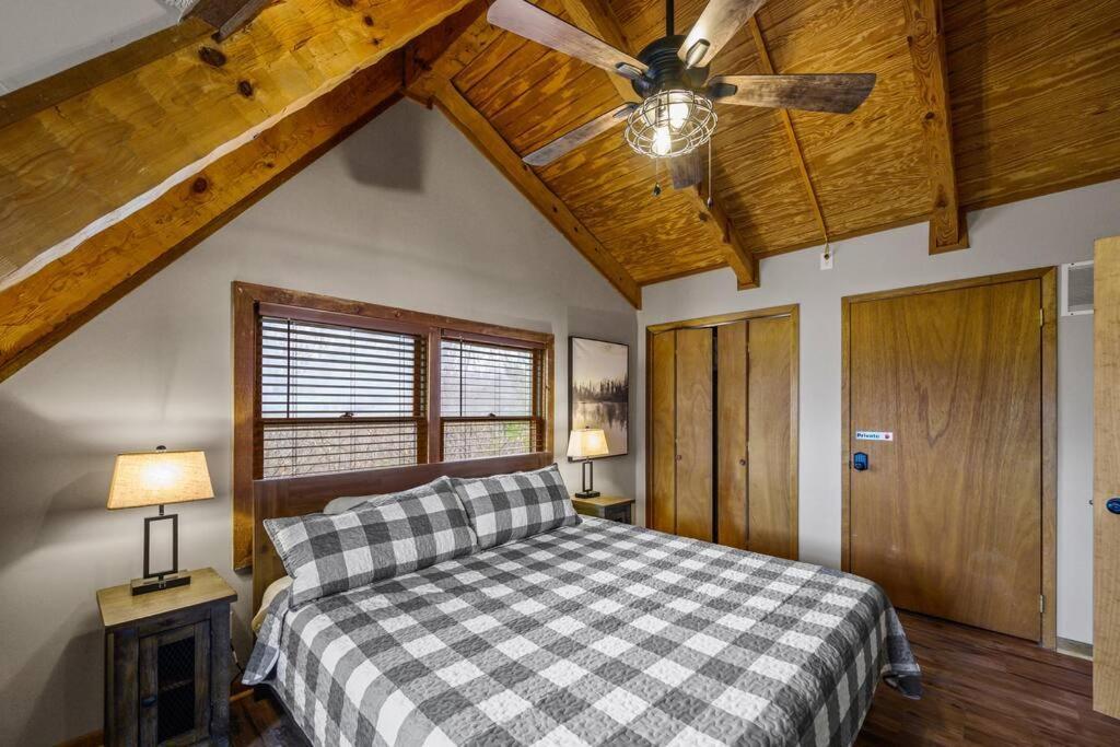 Holiday home Bearendipity Gatlinburg