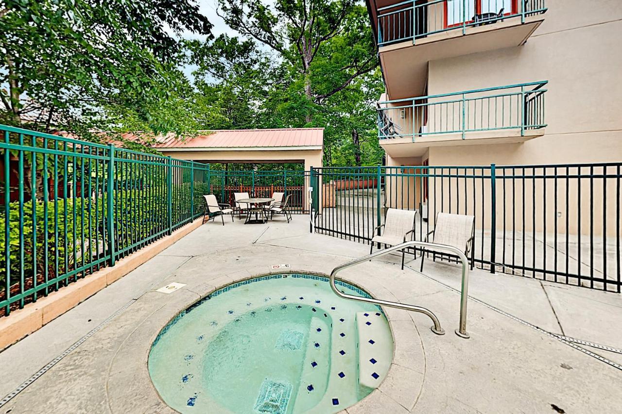 Summit Manor Unit B3062 *