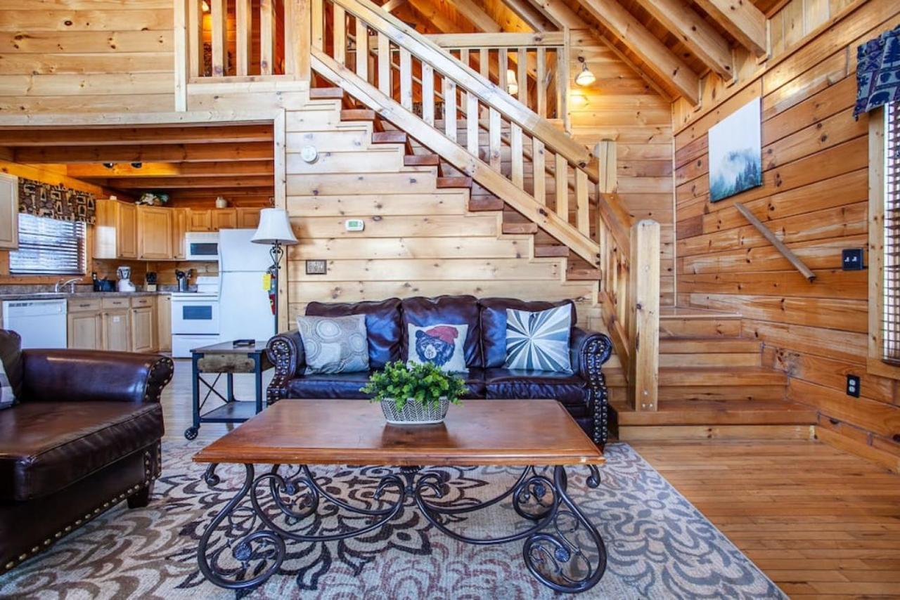 Holiday home Whisk A Way With Hot Tub, Pool Table And Jacuzzi *