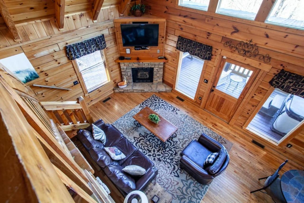Holiday home Whisk A Way With Hot Tub, Pool Table And Jacuzzi *