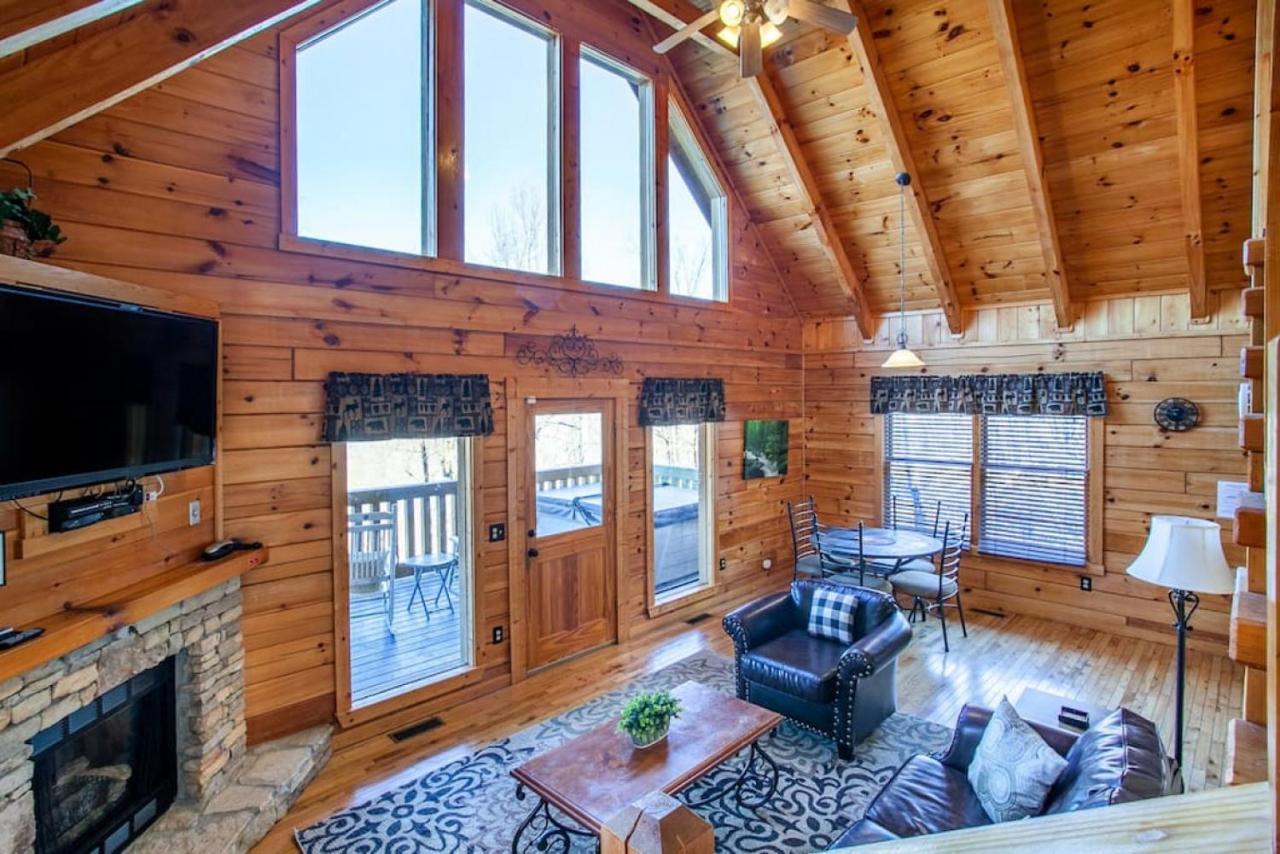 Whisk A Way With Hot Tub, Pool Table And Jacuzzi Holiday home