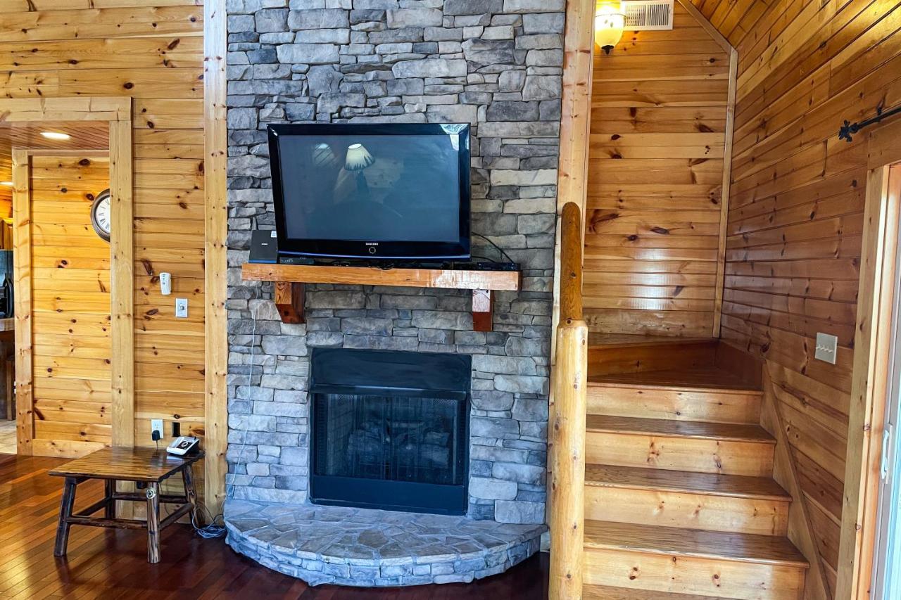 Black Bear Hideaway Holiday home