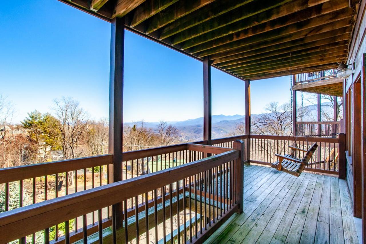 Little Cub Retreat Mtn View, Hot Tub, Indoor Pool Holiday home