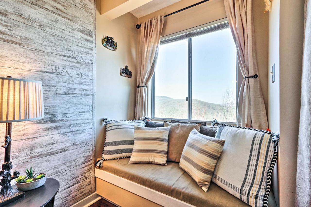 Apartment With Pool, Hot Tub, And Mtn Views!