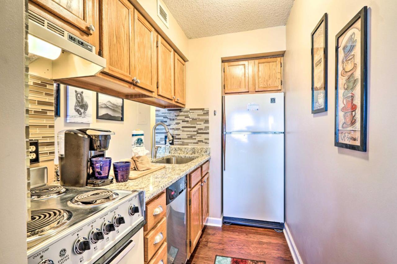 With Pool, Hot Tub, And Mtn Views! * Gatlinburg