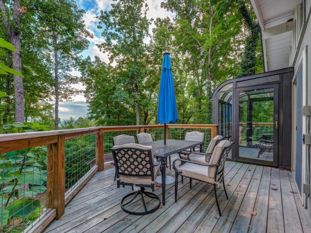 Holiday home Bear View Chalet, 3 Bedroom, Pool, Pets, Arcades, Wifi, Hot Tub, Sleeps 12 *
