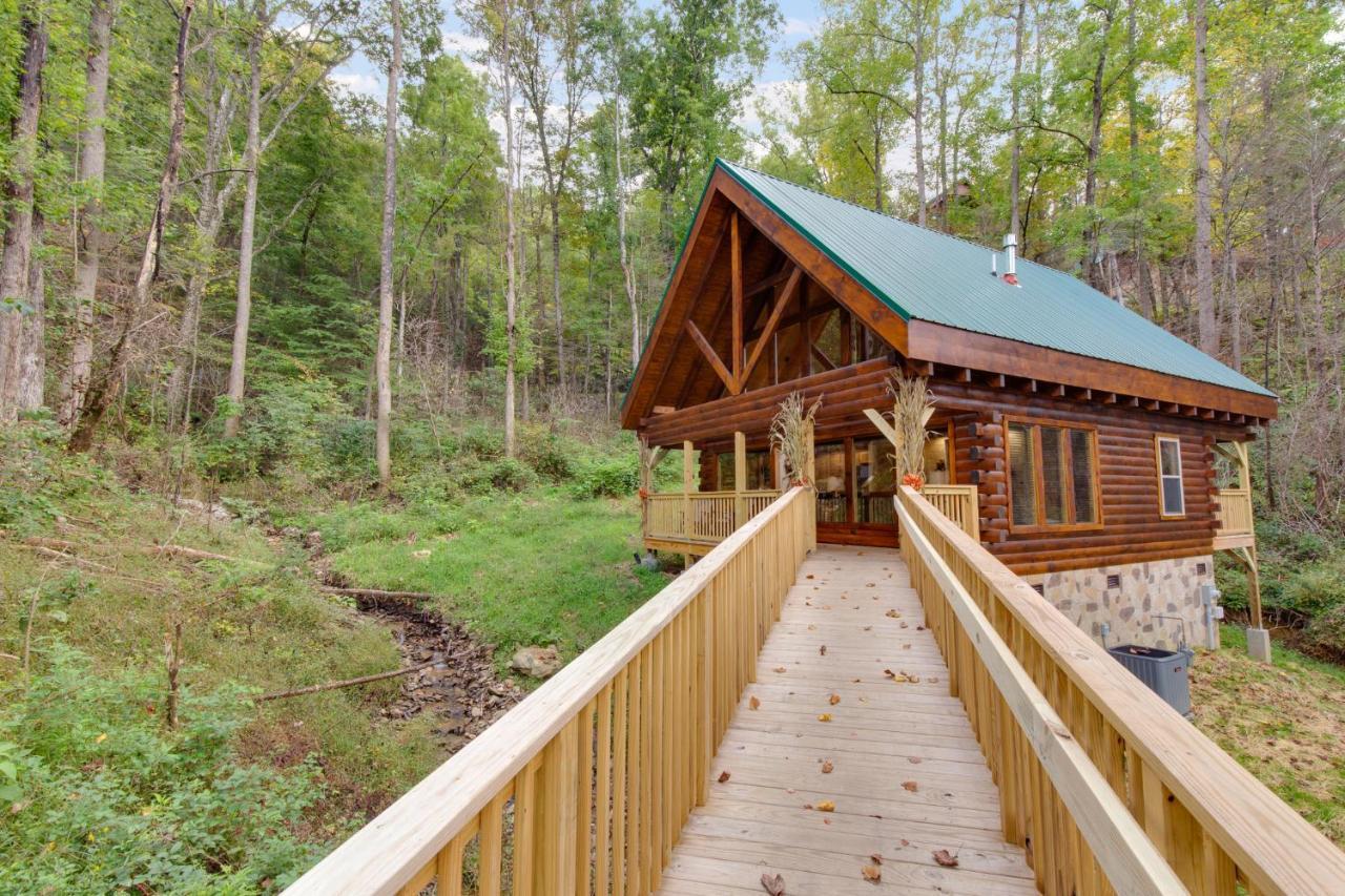 Simply Unforgettable * Gatlinburg
