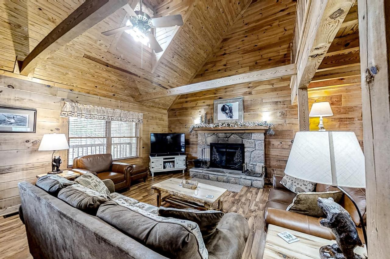 Holiday home Mountain Lion's Tales