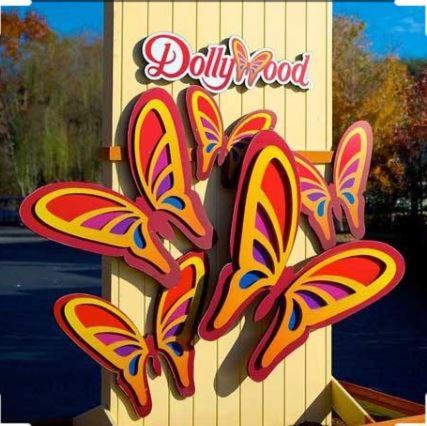 Apartment Main Level Ski Mountain Resort, 10 Min To Downtown Gatlinburg, Pool, King Bed, Private Balcony, Lowest Prices Of The Season