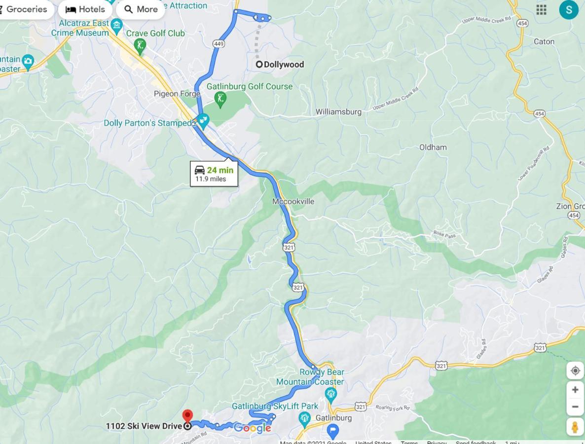 Gatlinburg's Ski Mountain Resort, 10 Min From Downtown, King Bed, Pool, Hot Tub, Private Balcony Lowest Prices Of The Year