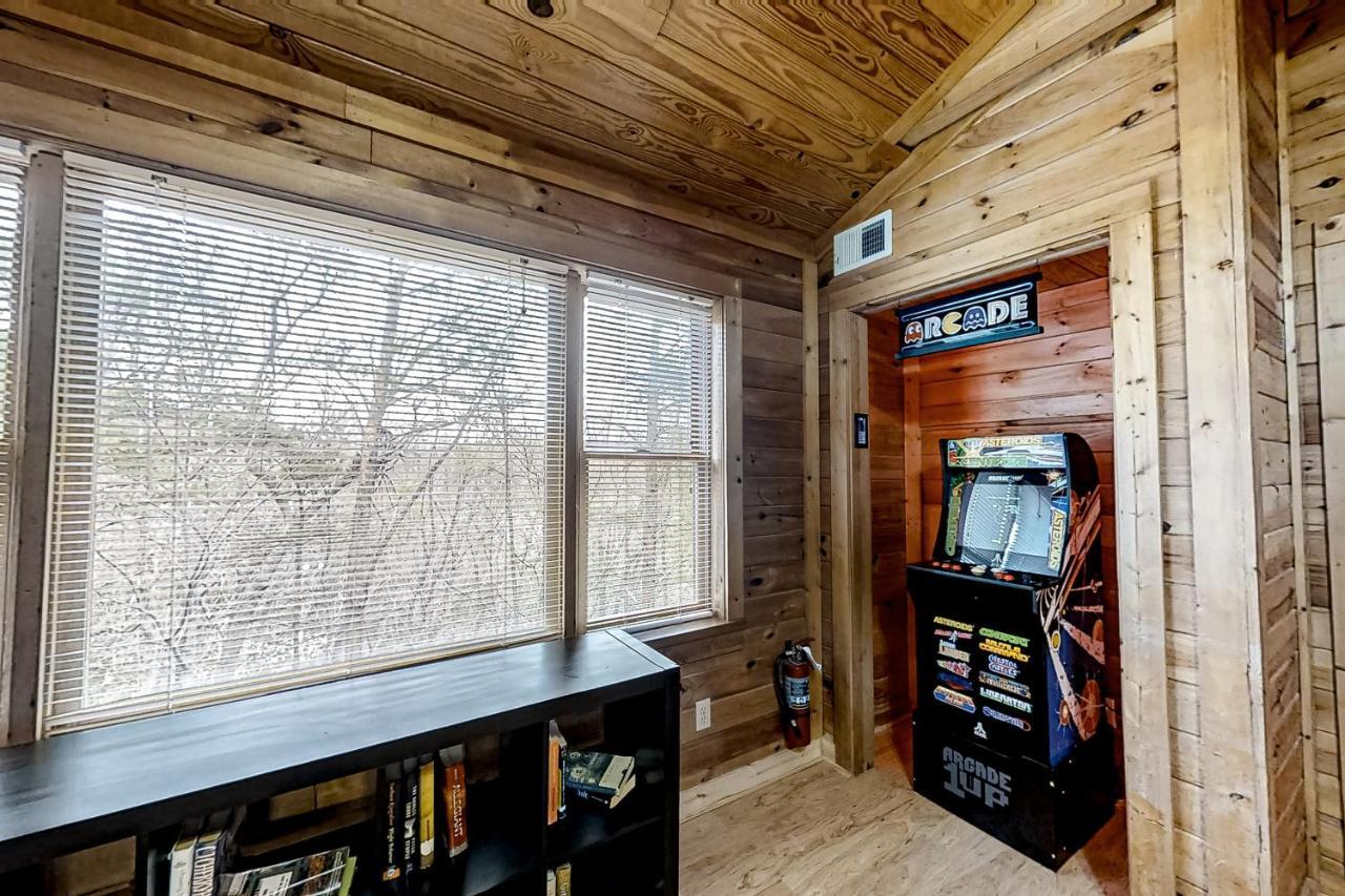 Mountain Lion's Tales Holiday home Gatlinburg
