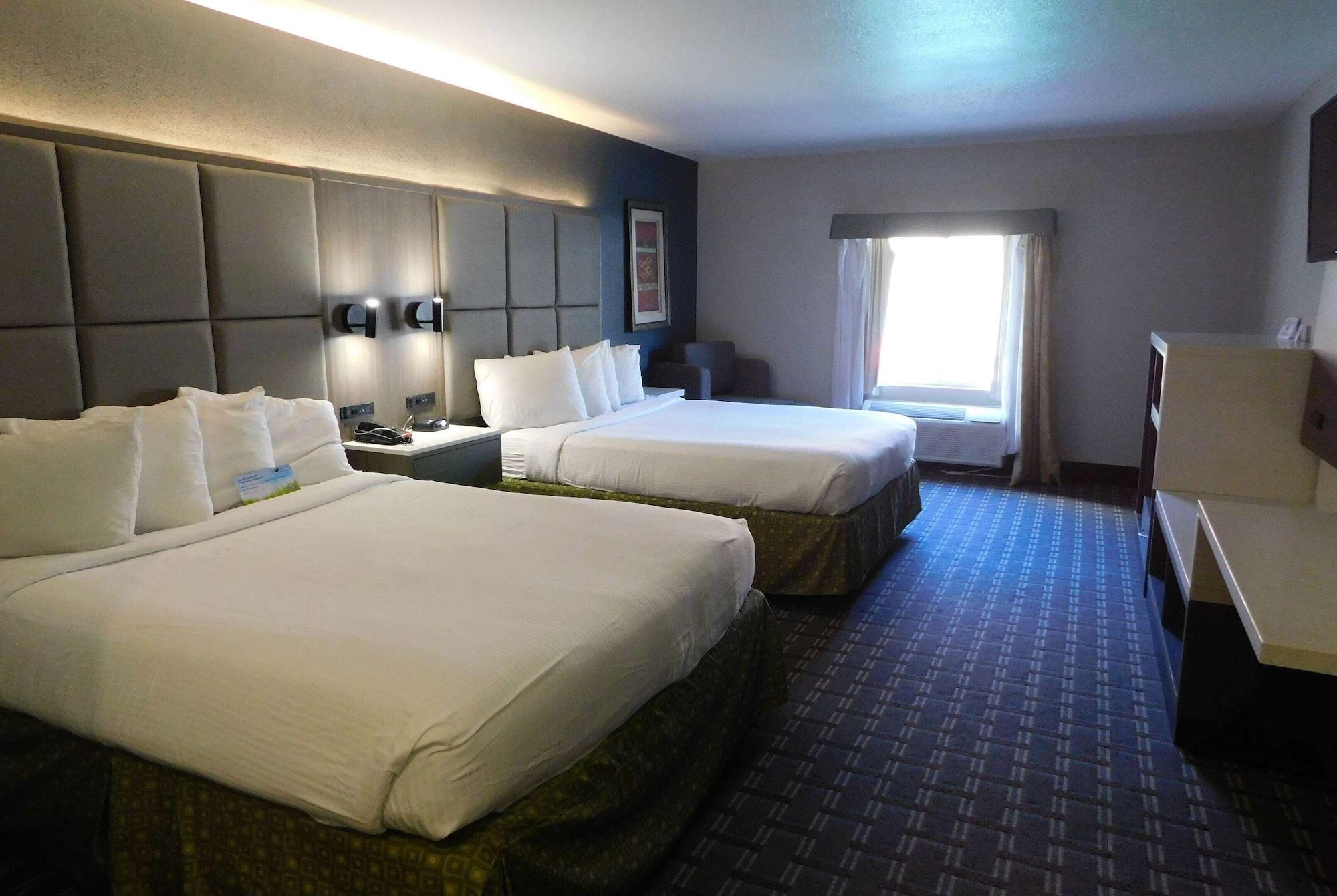 Hotel Days & By Wyndham Downtown Parkway Gatlinburg
