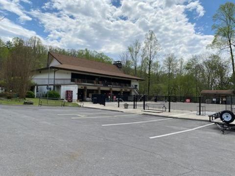 Bring Your Rv To The Best Spot In The Smoky Mountains Campsite