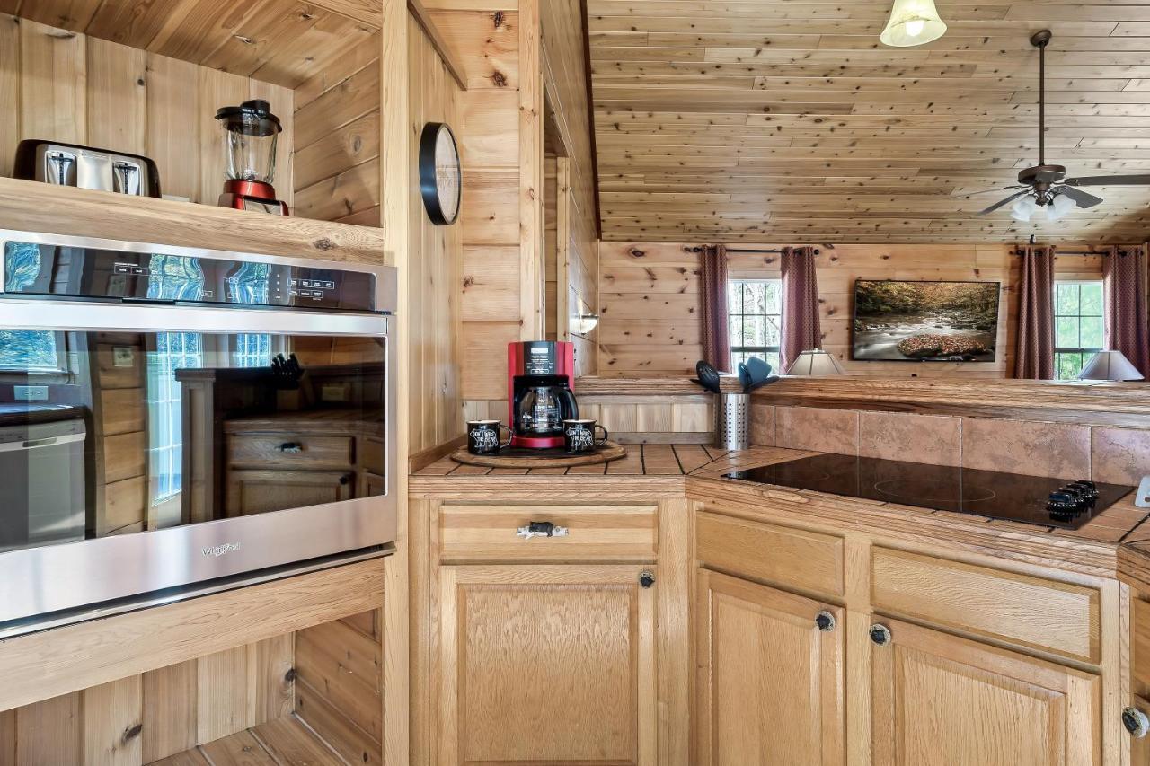 Fireflies And Moonshine Chalet Gatlinburg