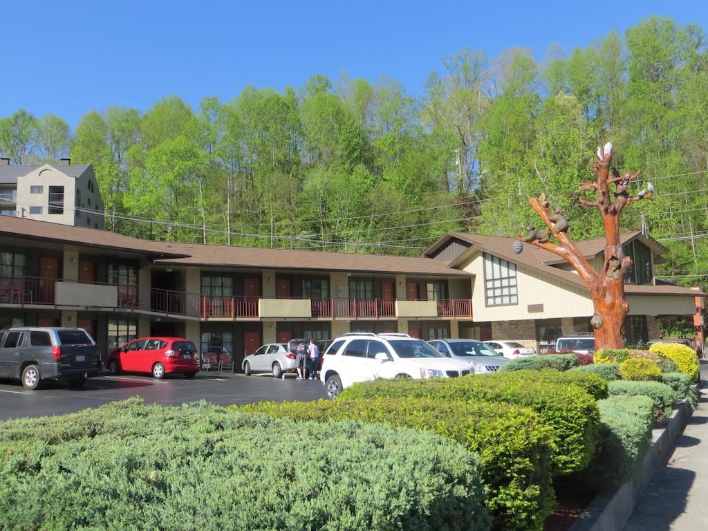 Mountain House Downtown Gatlinburg