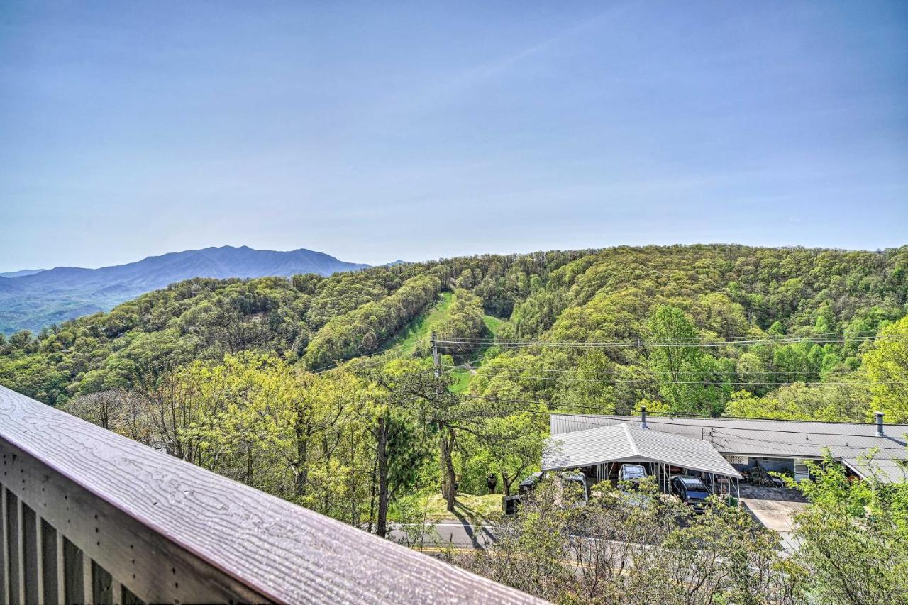 Mountaintop With Community Pool Apartment *
