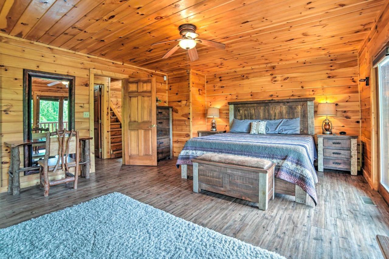 Holiday home With Theater And Hot Tub! *