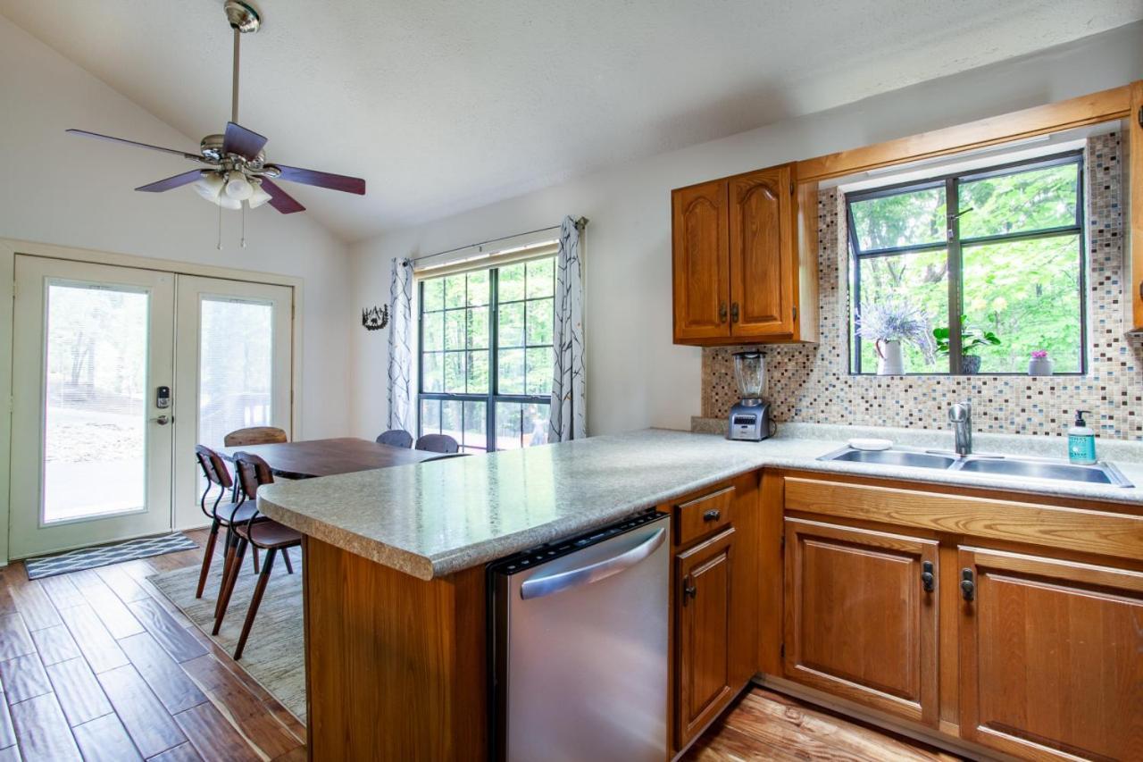 Holiday home Little Cub - Mtn Views & Community Pools *