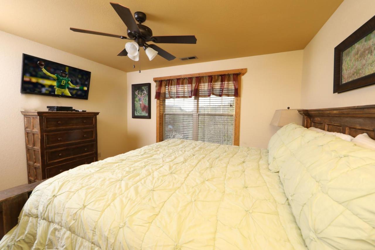 Firefly Nights Holiday home