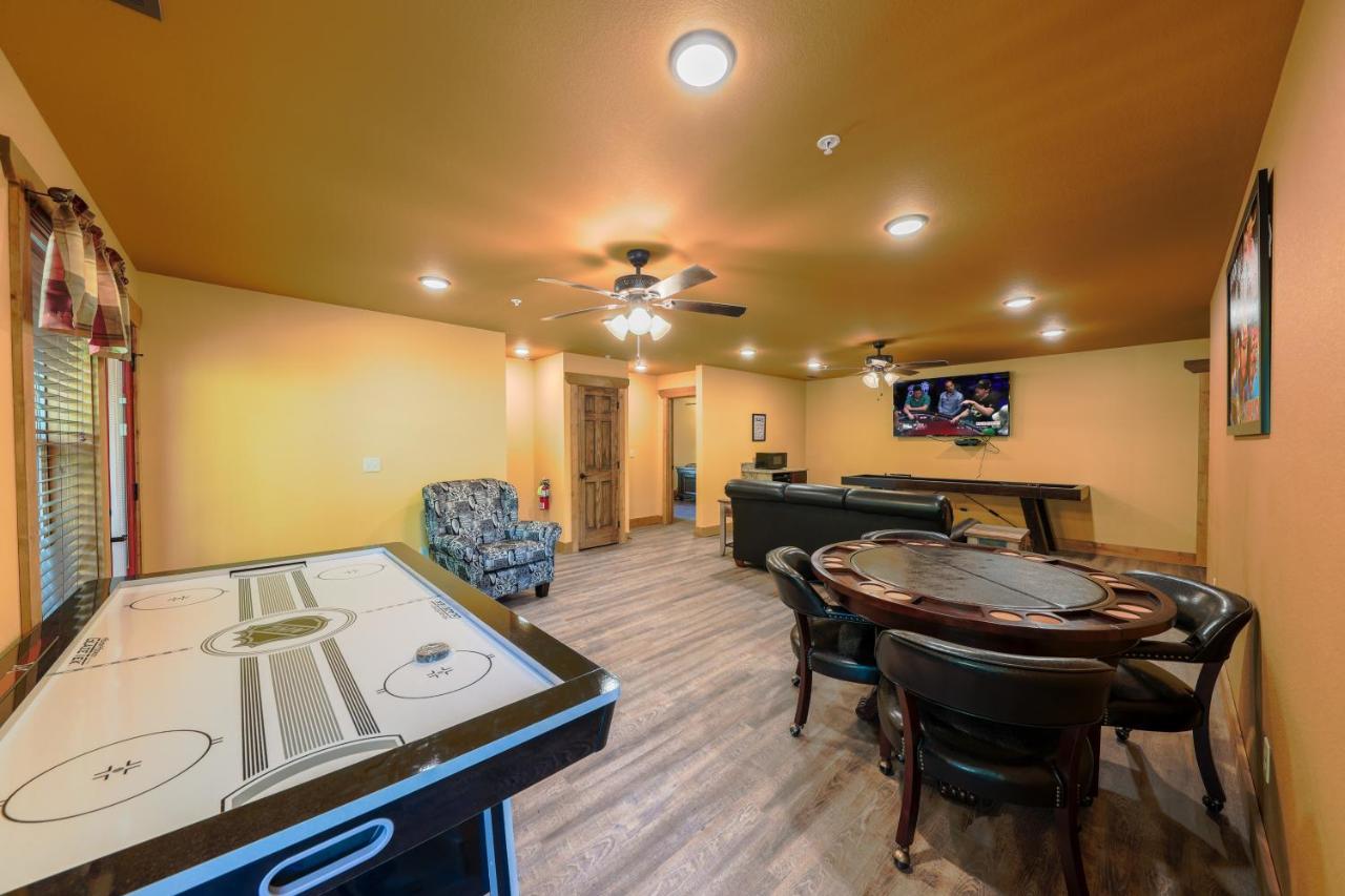 Lap Of Luxury Gatlinburg