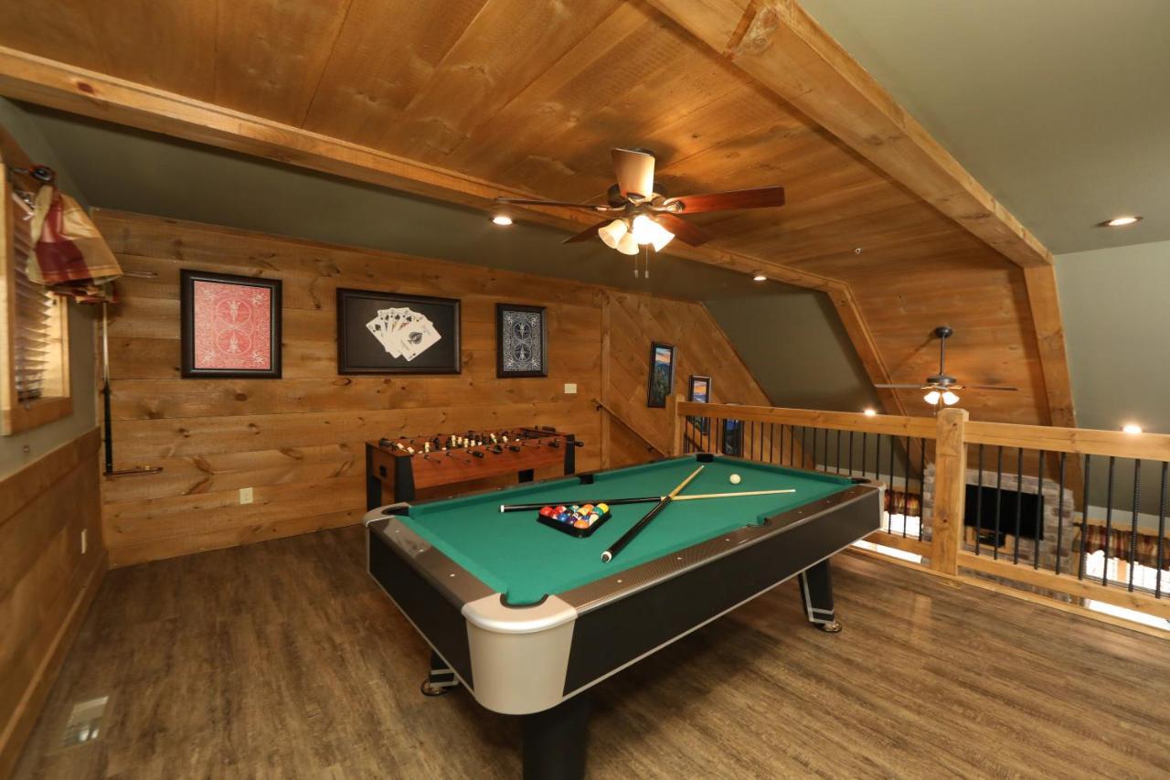 Splash Time Cinema Holiday home Gatlinburg