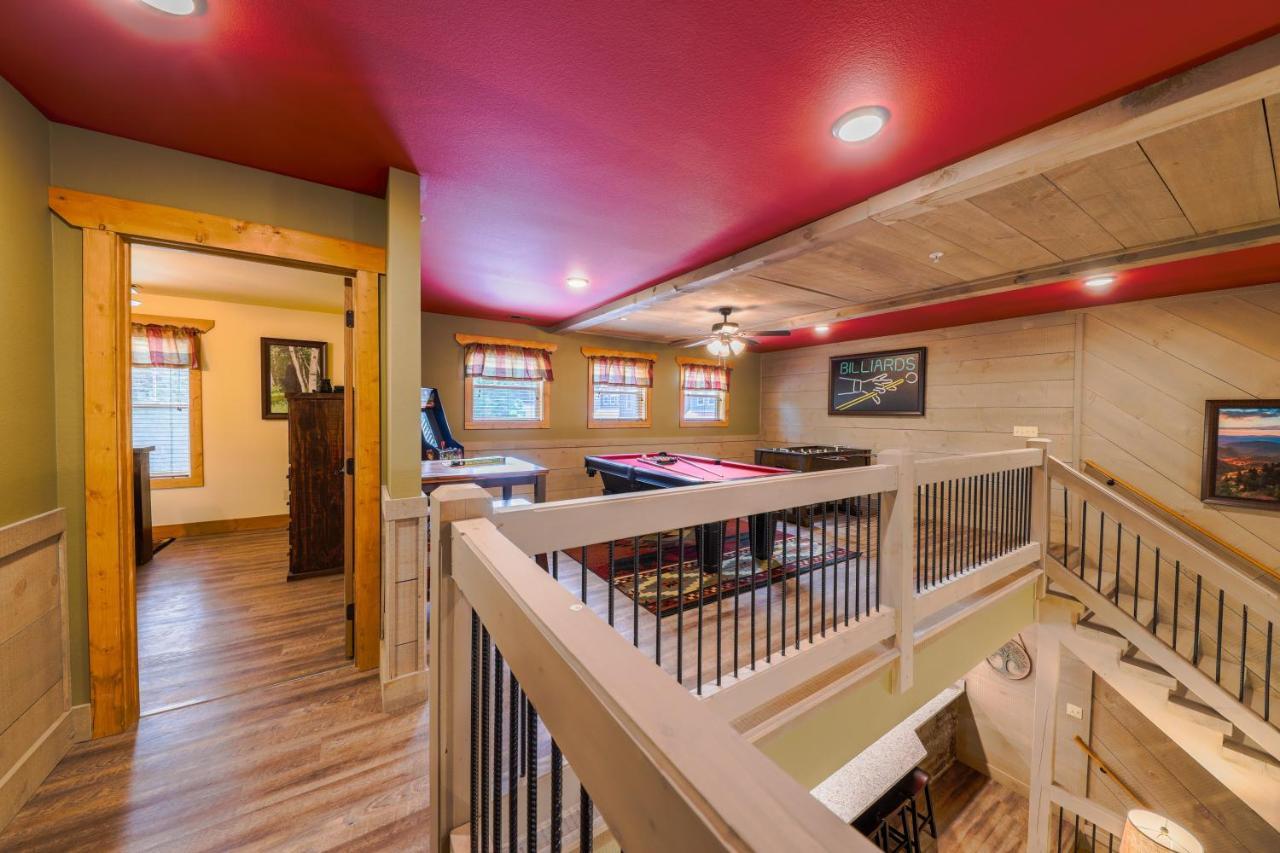 Lap Of Luxury Gatlinburg