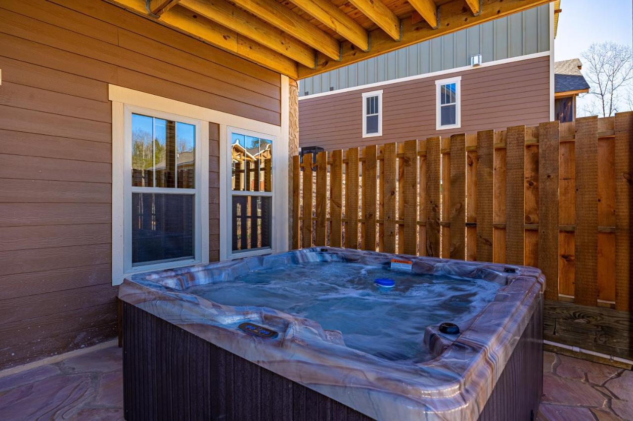 Holiday home Poolside Paradise