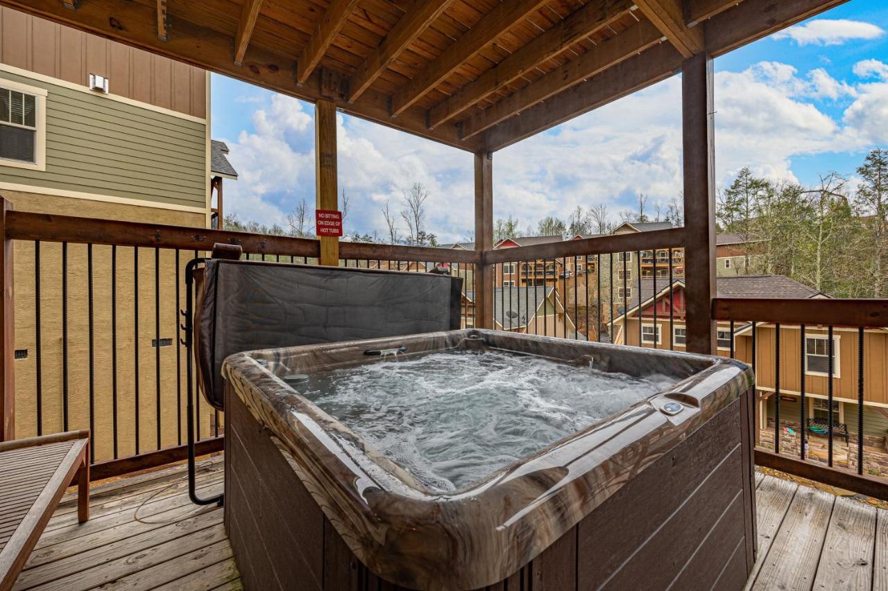 Holiday home Hilltop Haven Gatlinburg