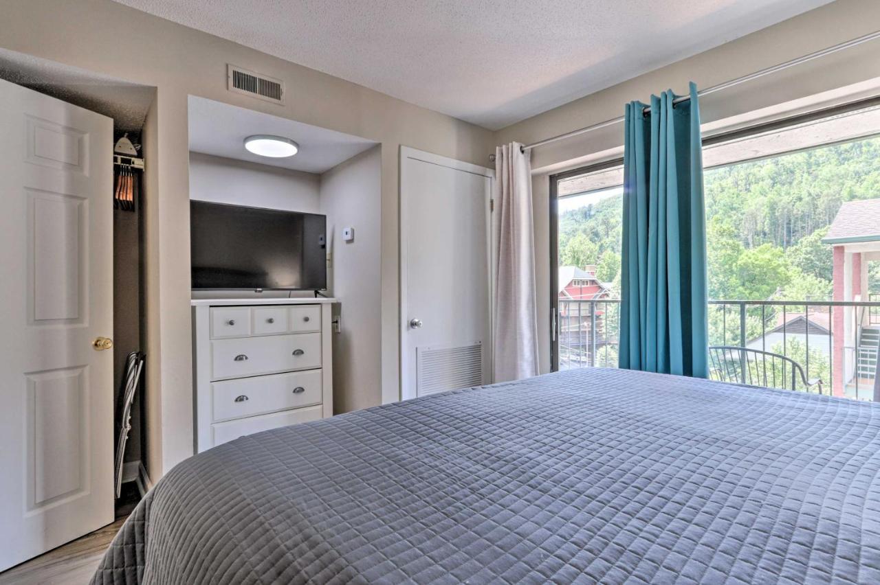 Walk To Downtown Attractions! Apartment