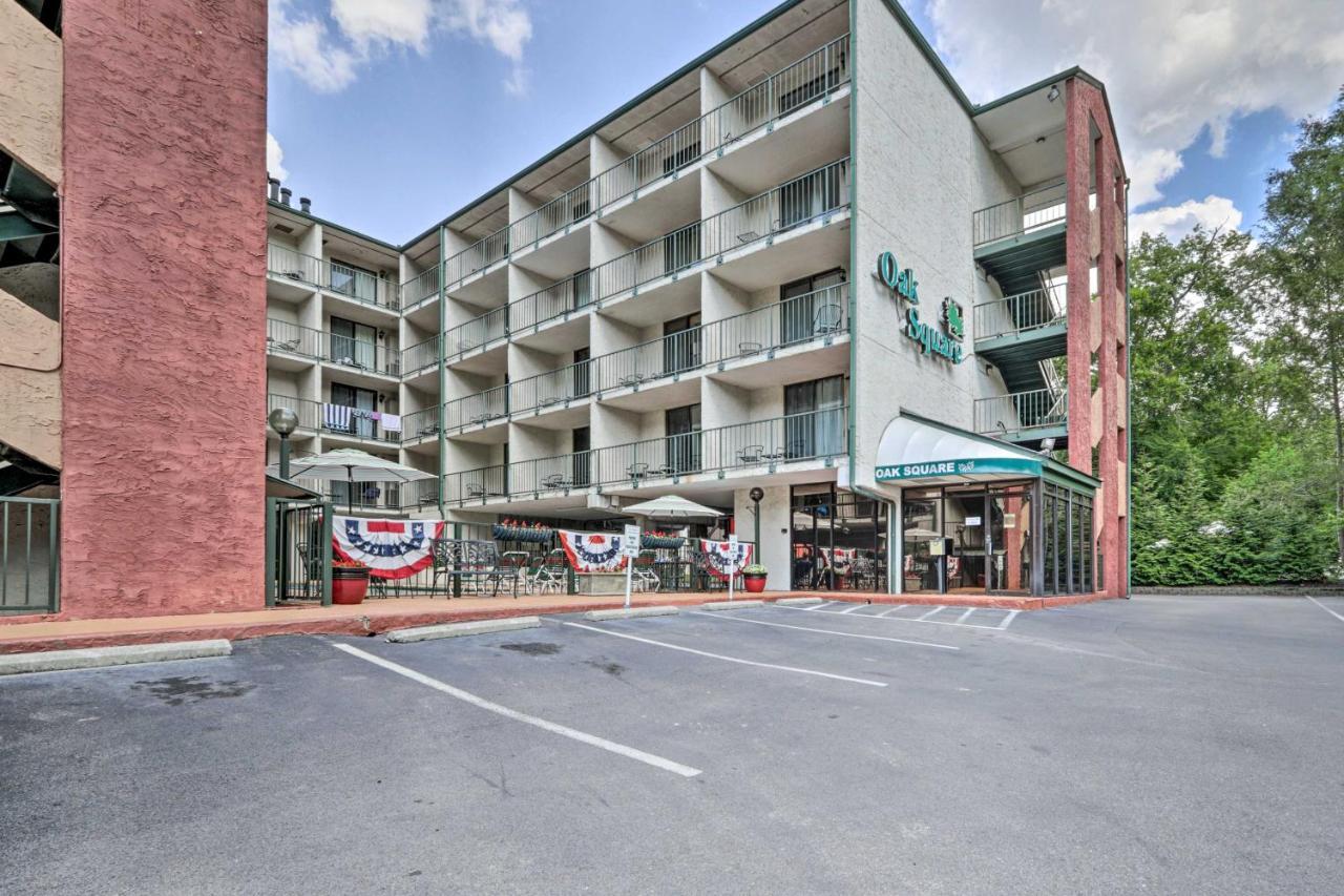 Walk To Downtown Attractions!