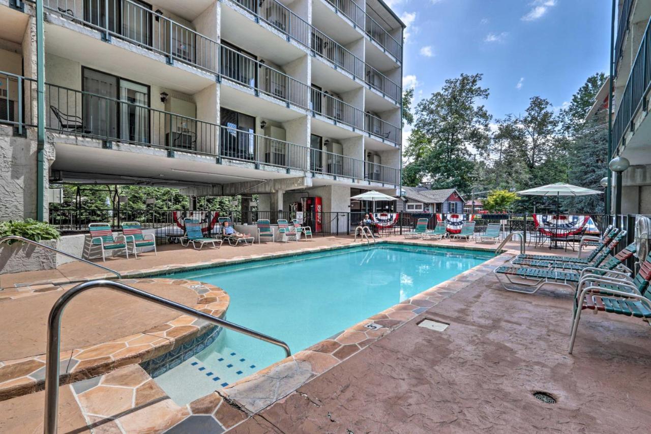 Walk To Downtown Attractions! Apartment