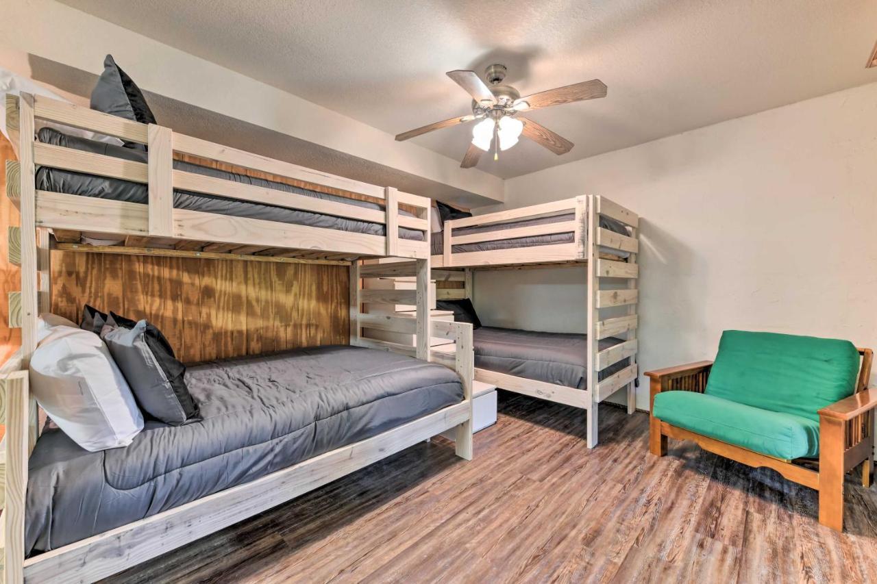 Holiday home Quiet And Secluded Cabin With Hot Tub! Gatlinburg