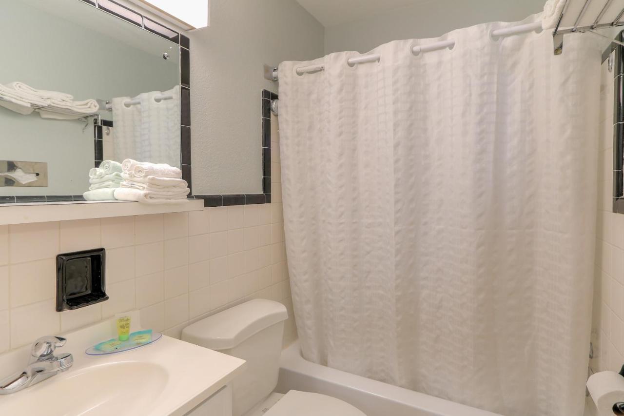 Belle Aire - Downtown Convention Center - Motel 2*