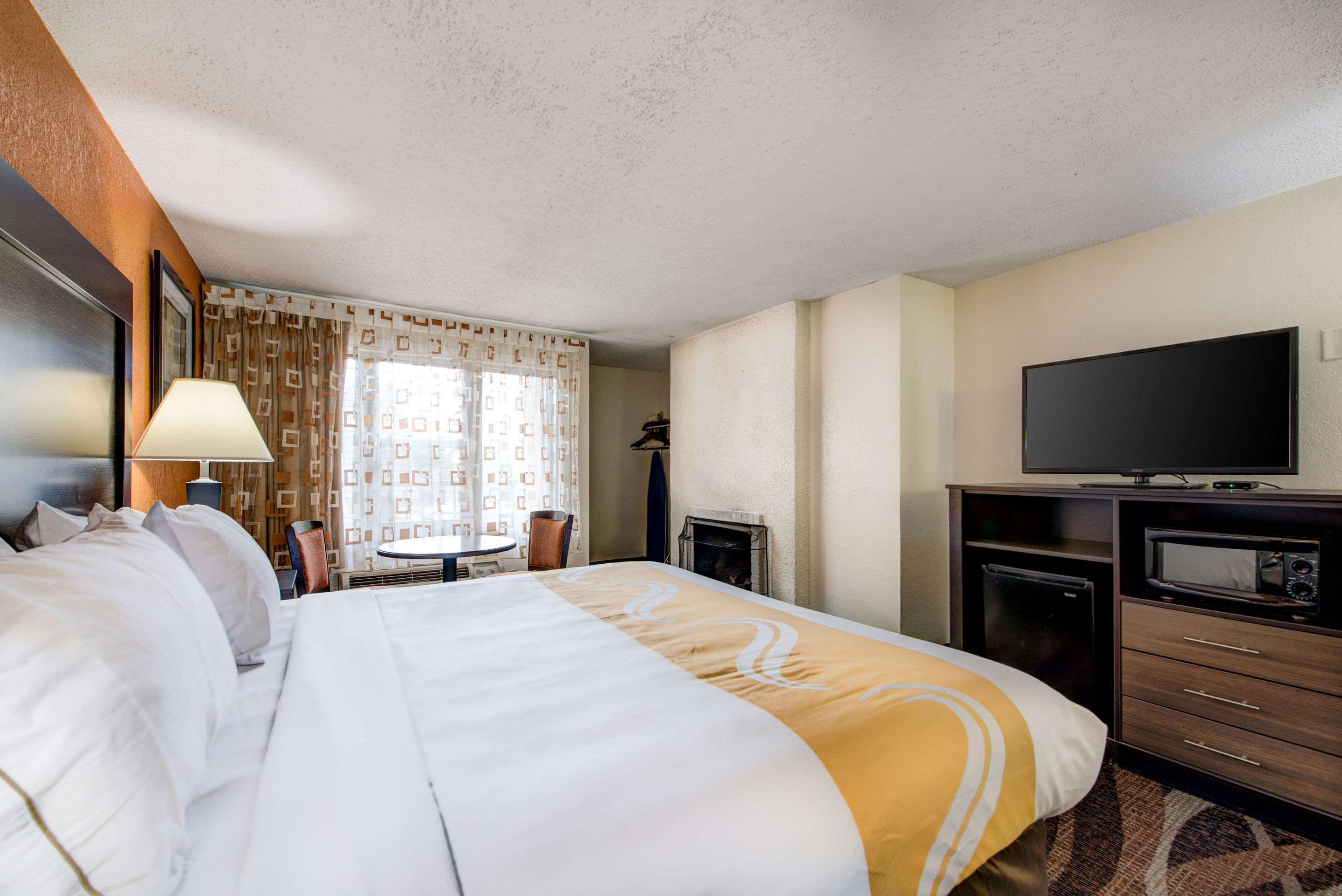 Quality Creekside - Downtown