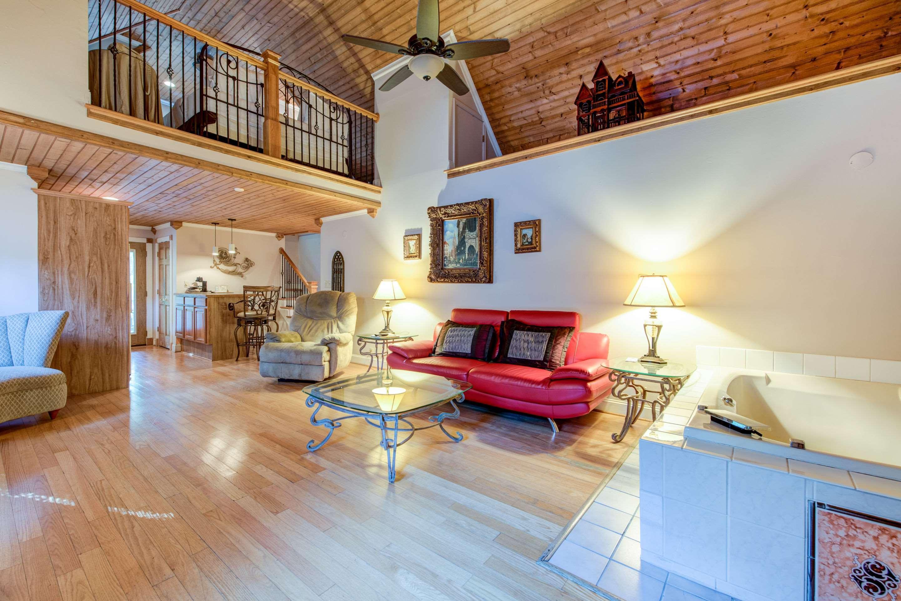 Quality Creekside - Downtown 2*