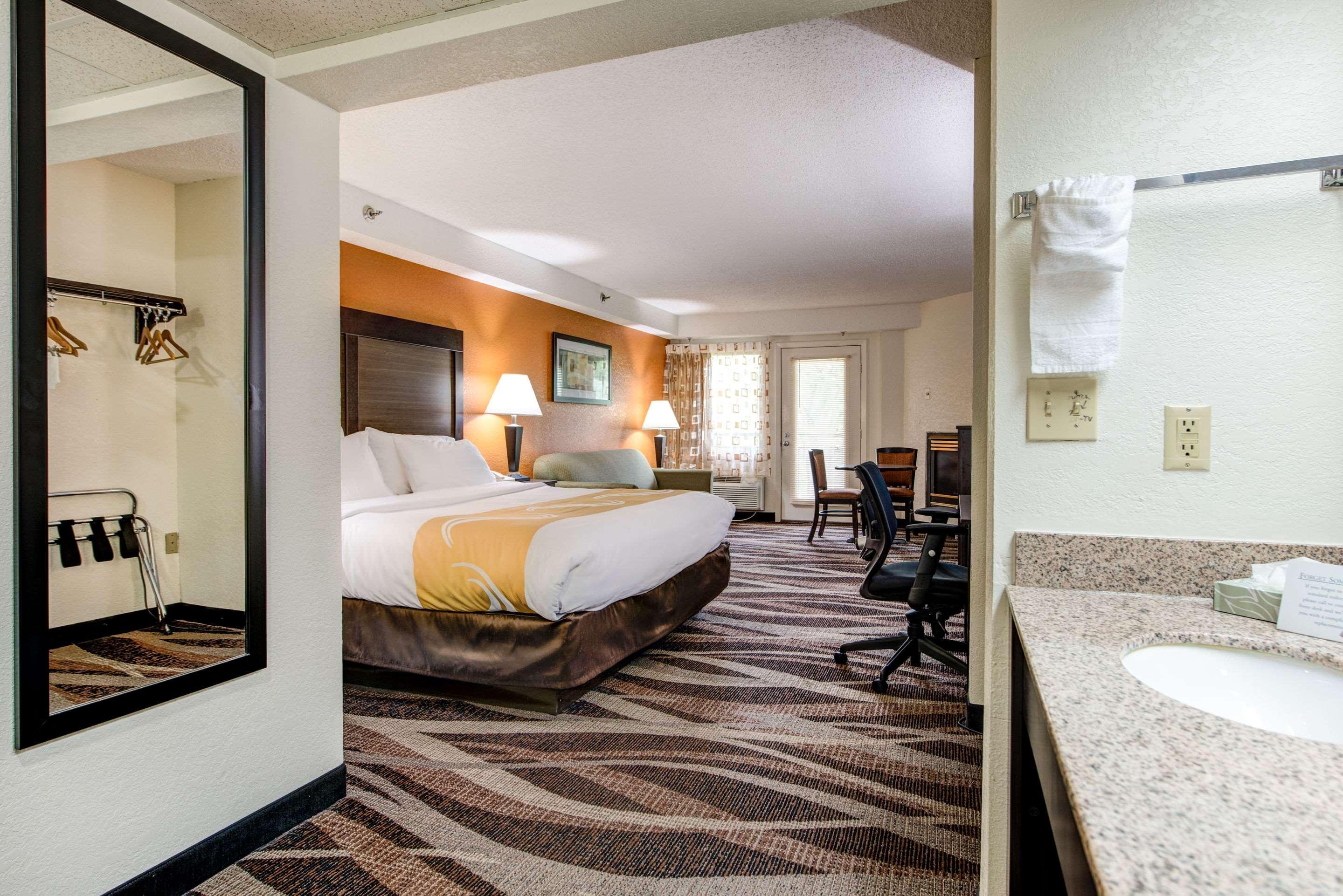 Quality Creekside - Downtown Inn Gatlinburg