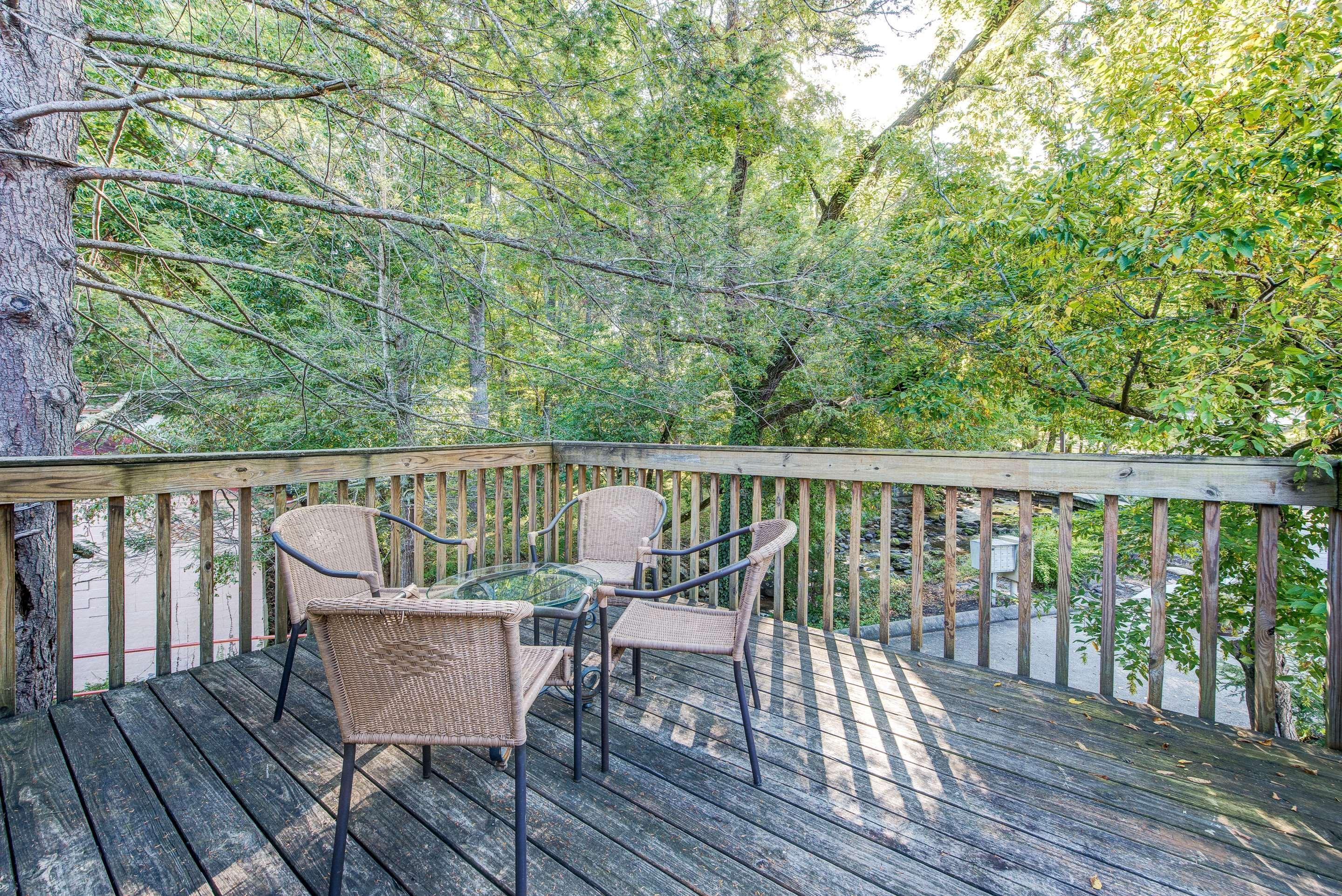 Inn Quality Creekside - Downtown