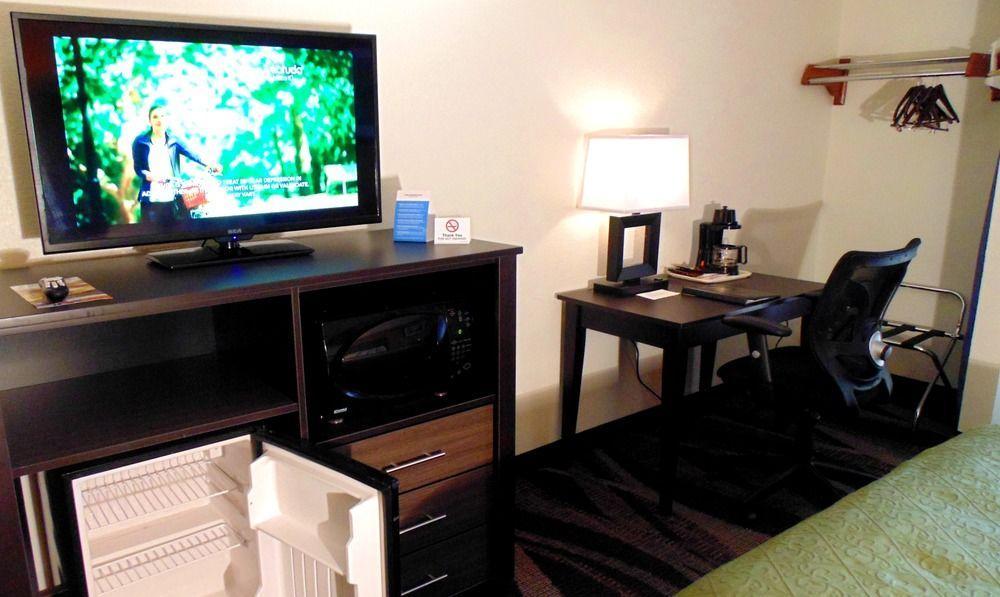 Quality Creekside - Downtown Inn Gatlinburg