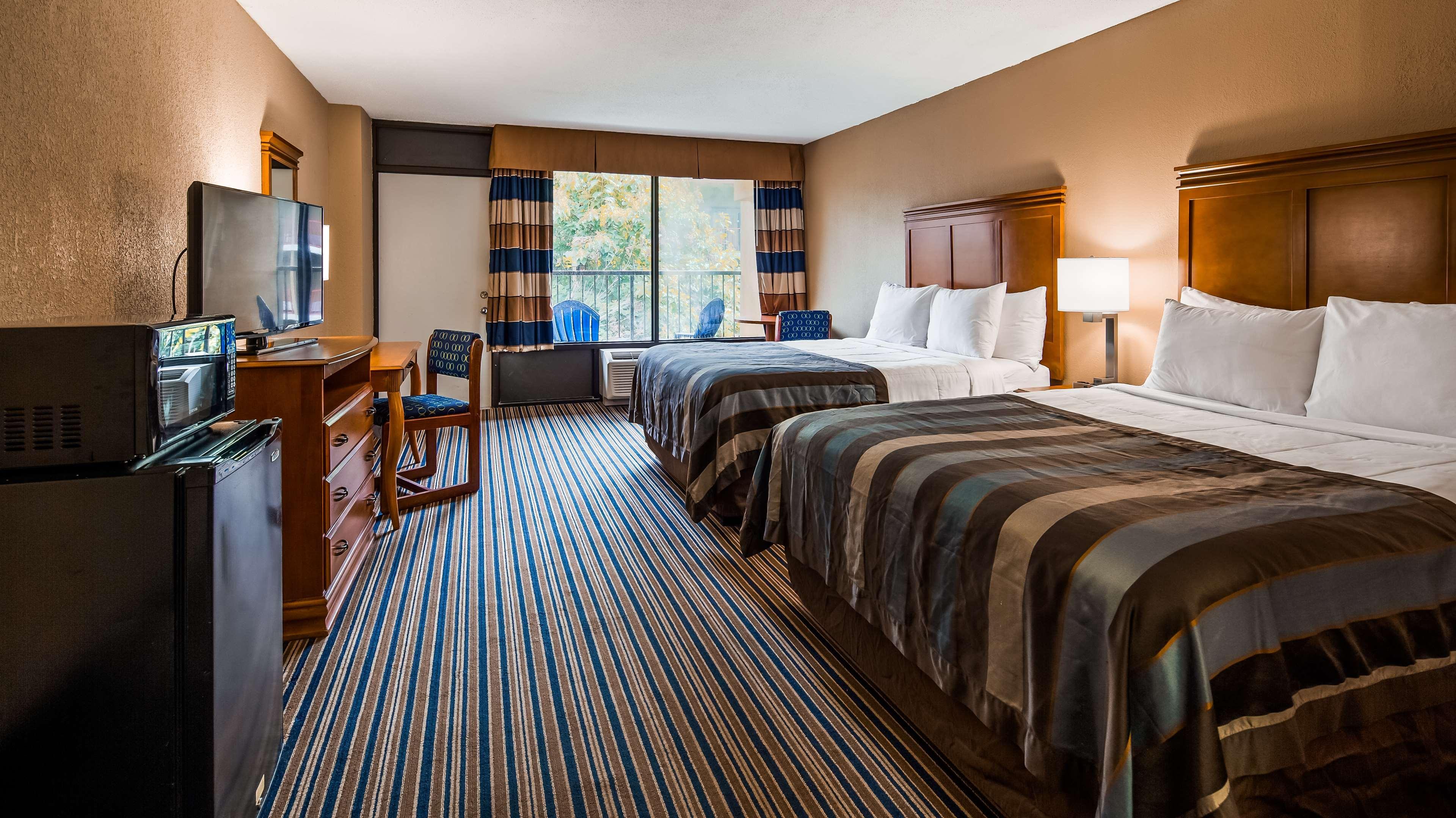 Surestay By Western 3*