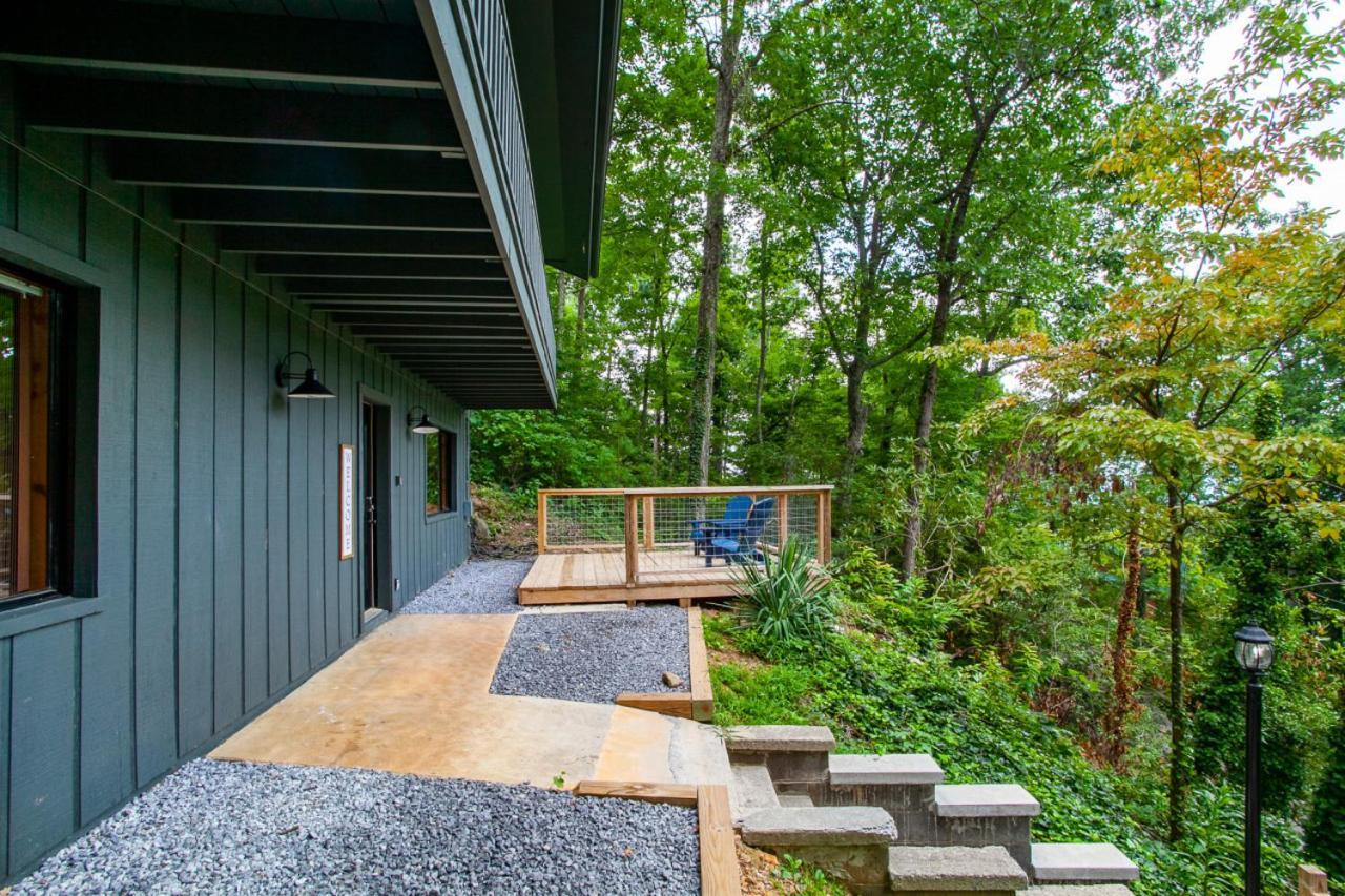 Serenity View- Firepit, Game Room, Community Pools Gatlinburg