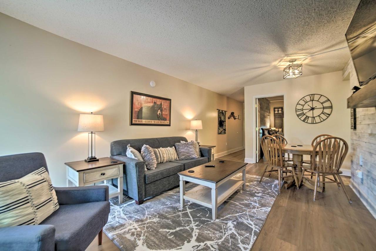 Apartment With Smoky Views Walk To Town! *